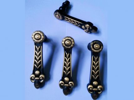 淺析電泳漆膜表面產生麻點的原因及處理方法?